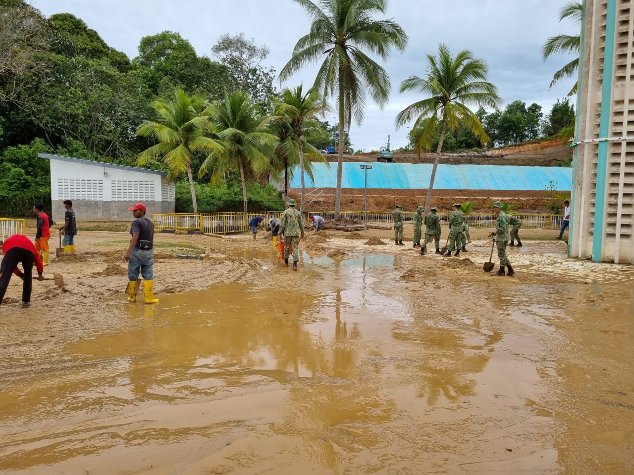 News Headlines - ROYAL BRUNEI LAND FORCE PLAY A SIGNIFICANT...